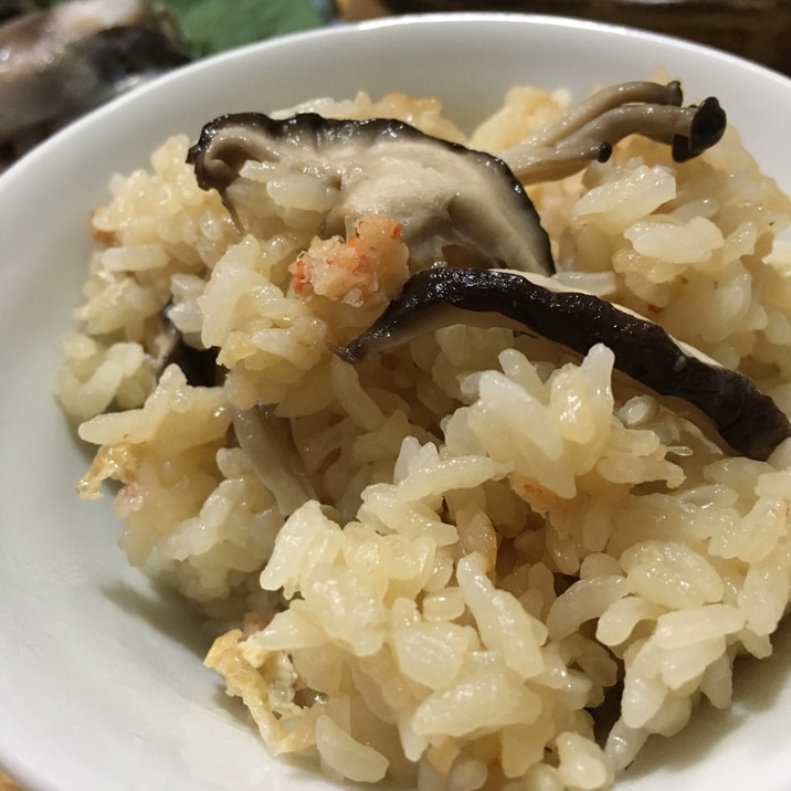 カニ缶と きのこの炊き込みご飯 レシピ 作り方 By あっこサンバ 楽天レシピ
